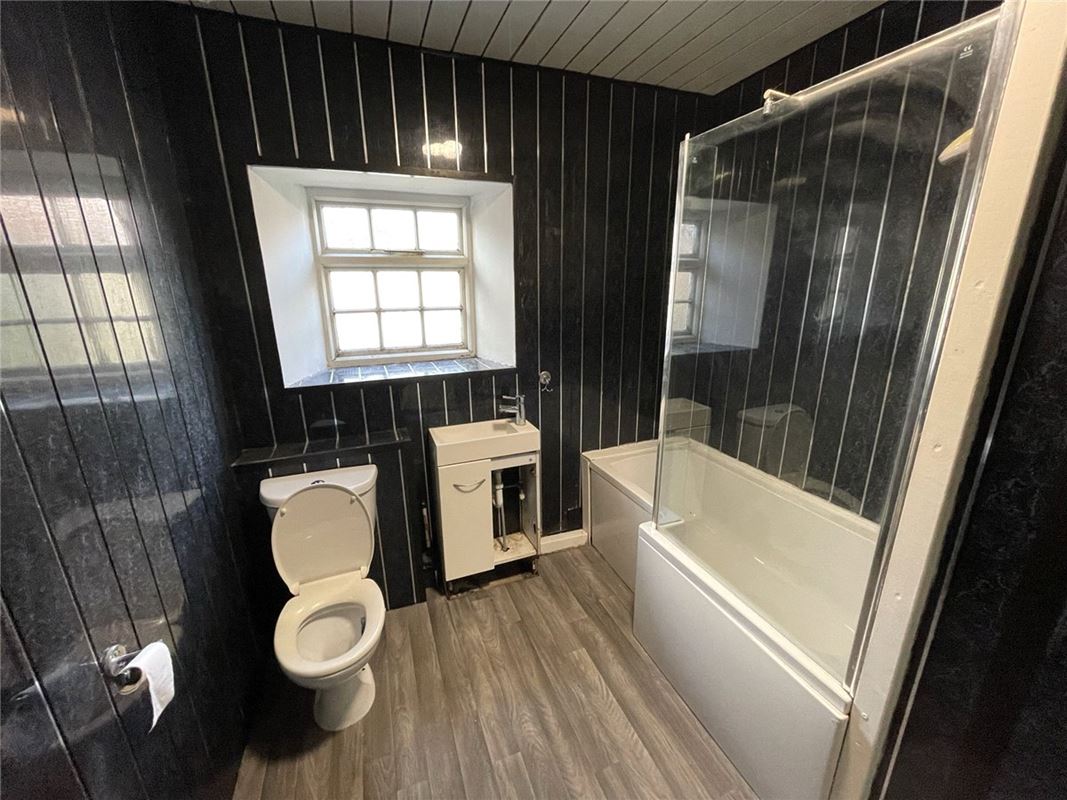 3 bedroom house, Wrench Green, Hackness YO13 - Let Agreed