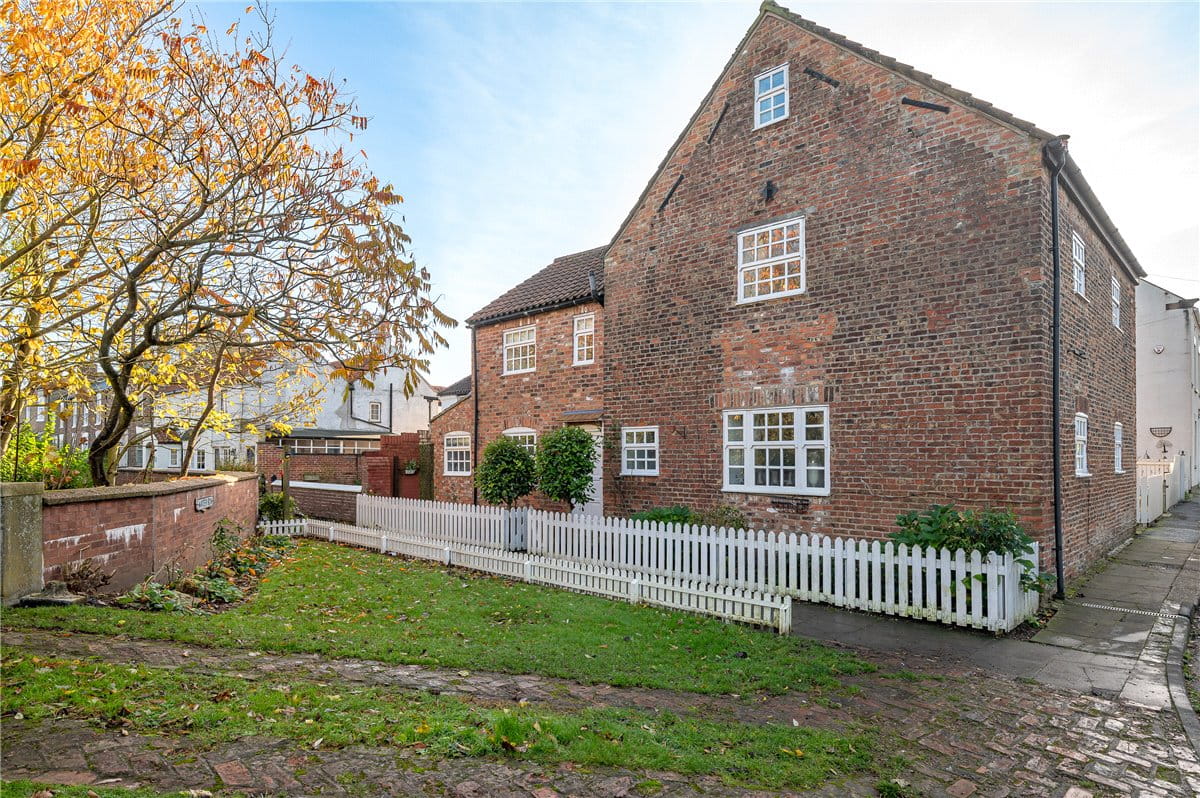 5 bedroom house, Old Road, Cawood YO8
