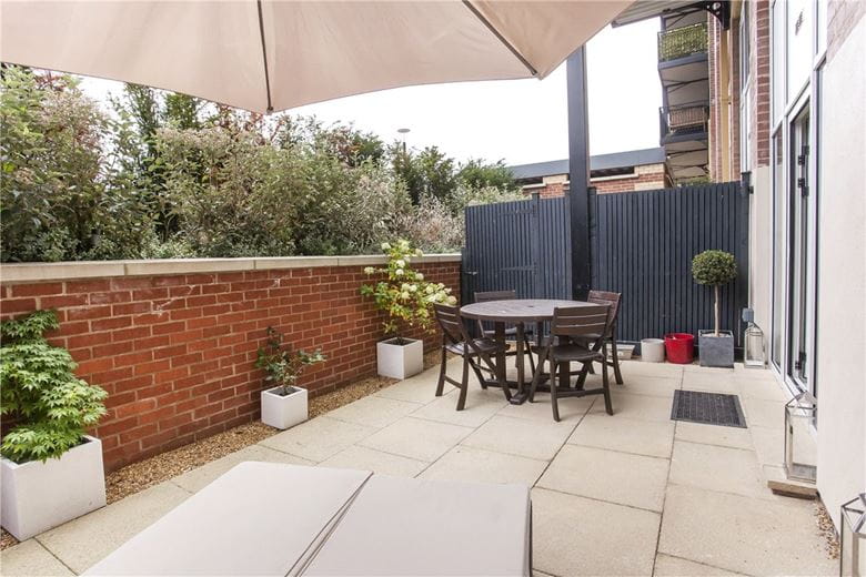 2 bedroom flat, The Residence, Bishopthorpe Road YO23 - Let Agreed