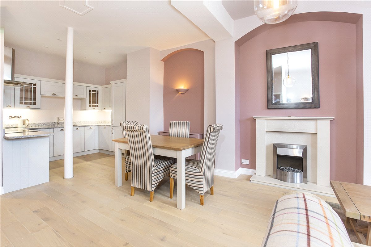1 bedroom flat, County House, Monkgate YO31