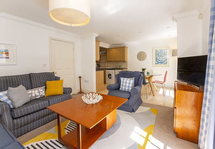 3 bedroom house, East Mount Road, York YO24