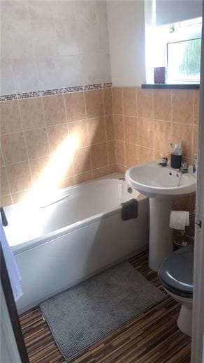 1 bedroom flat, St. Marys Avenue, Hemingbrough YO8