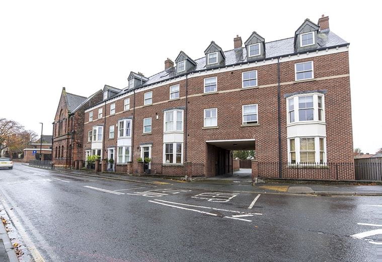 2 bedroom flat, Dalton Terrace, York YO24