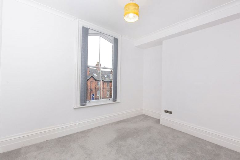 2 bedroom flat, Wenlock Terrace, York YO10
