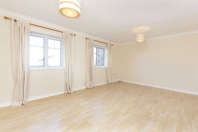 2 bedroom flat, Oak Tree Court, Haxby YO32