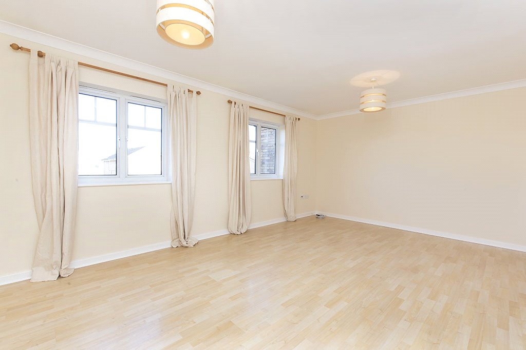 2 bedroom flat, Oak Tree Court, Haxby YO32
