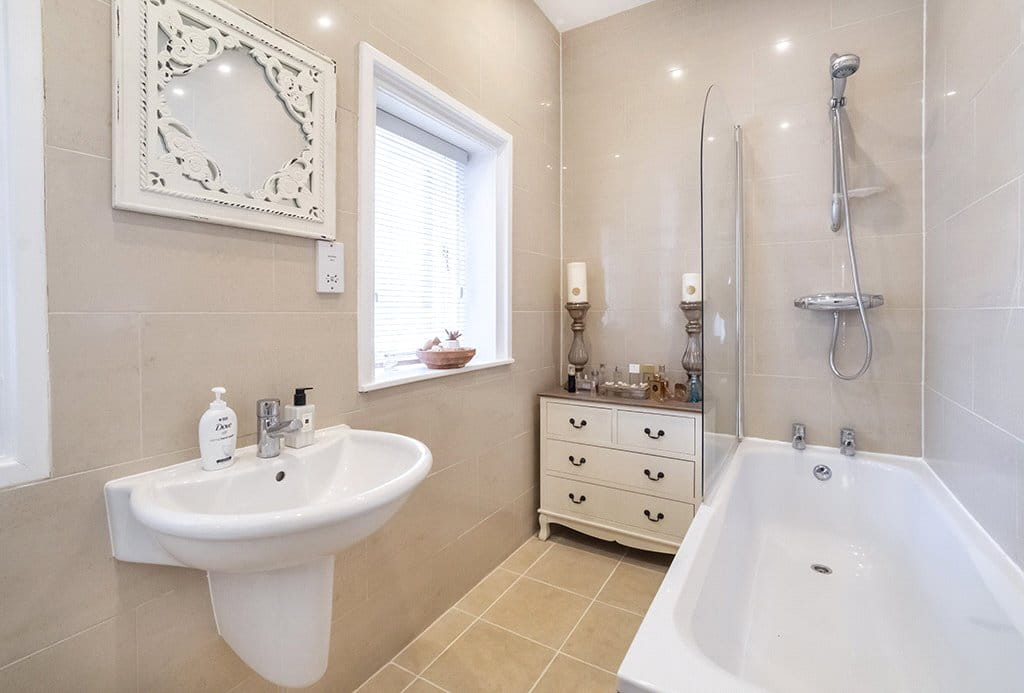 2 bedroom flat, Low Petergate, York YO1