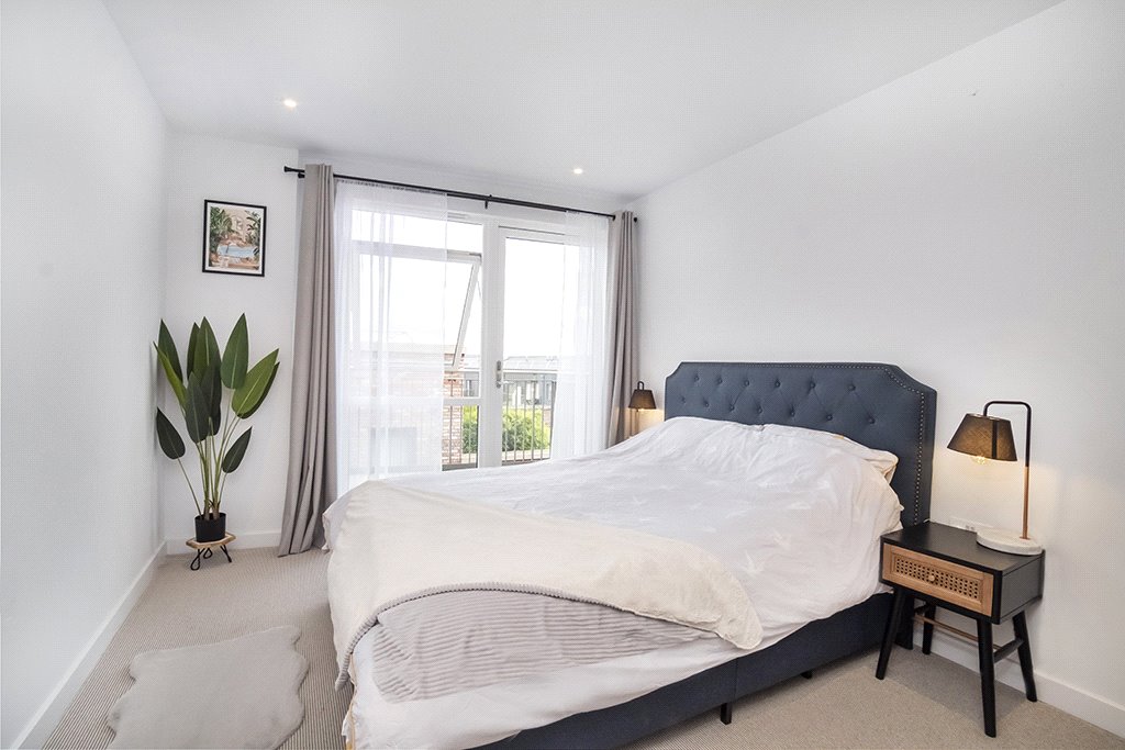 3 bedroom flat, Bellerby Court, Core 2 YO1