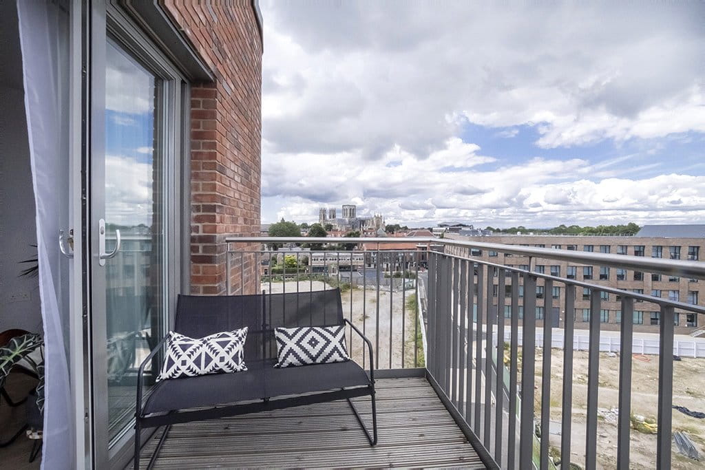 3 bedroom flat, Bellerby Court, Core 2 YO1