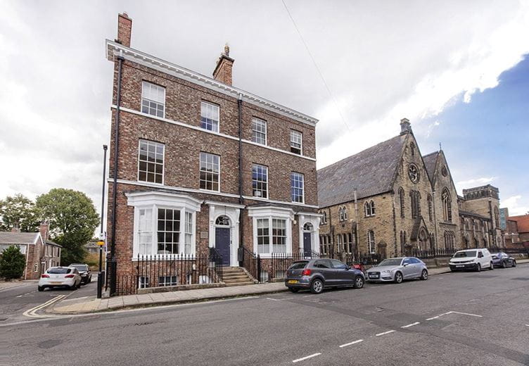 2 bedroom house, Priory Street, York YO1