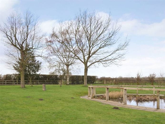 3 bedroom , Holtby Lane, Holtby YO19 - Let Agreed