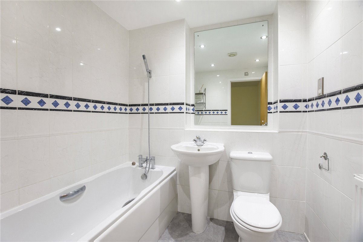 3 bedroom house, Apollo House, Olympian Court YO10