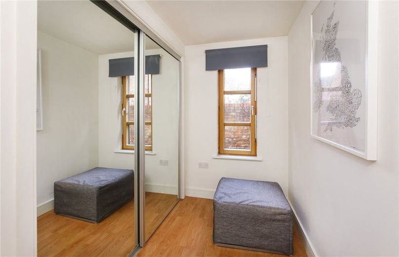 1 bedroom flat, The Courtyard, St. Martins Lane YO1 - Let Agreed
