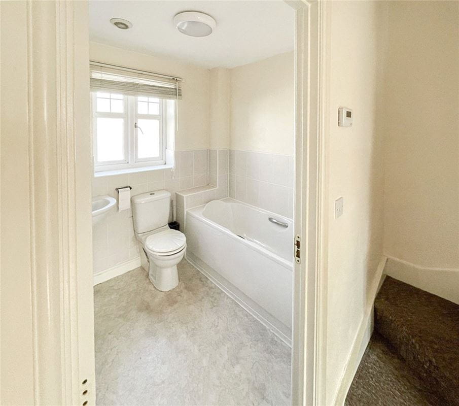 4 bedroom house, Bracken Way, Harworth DN11