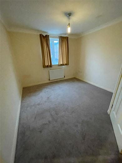 2 bedroom flat, Blackthorn Drive, Huddersfield HD3 - Let Agreed