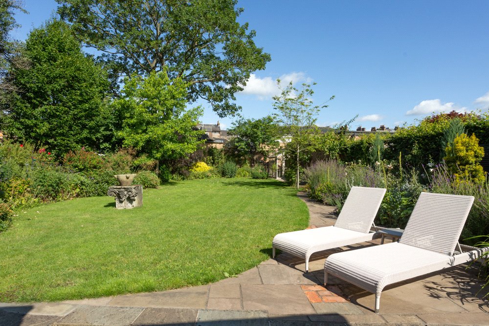 6 bedroom house, Marygate, York YO30 - Let Agreed