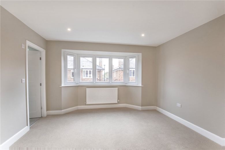 4 bedroom house, Moorland Road, York YO10 - Available