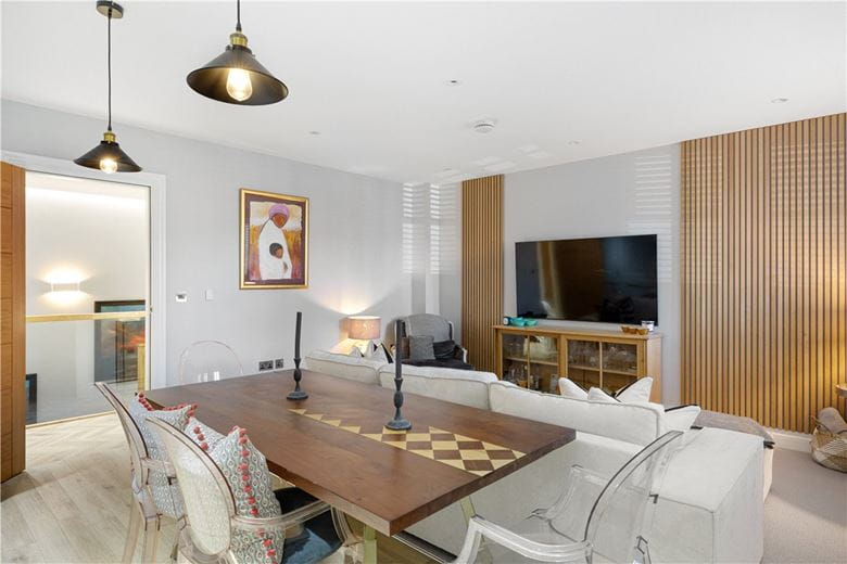 2 bedroom flat, Kirk House, Mill Mount YO24 - Let Agreed