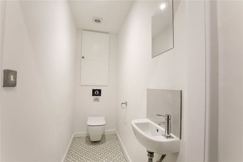 2 bedroom house, Hookstone Drive, Harrogate HG2 - Available