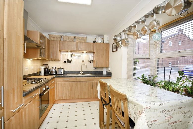 4 bedroom house, Tadcaster Road, Dringhouses YO24 - Available