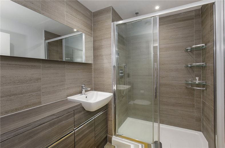 2 bedroom flat, Leetham House, Leetham Lane YO1 - Available