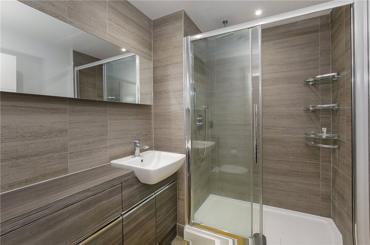 2 bedroom flat, Leetham House, Leetham Lane YO1 - Available