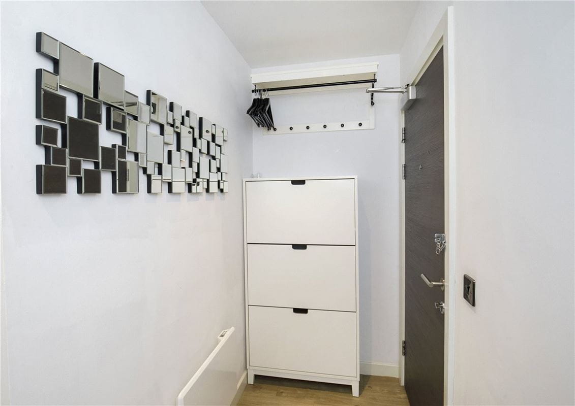 2 bedroom flat, Leetham House, Leetham Lane YO1 - Available