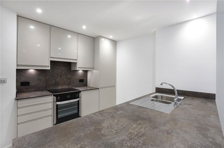 1 bedroom flat, The Courtyard, St. Martins Lane YO1 - Available
