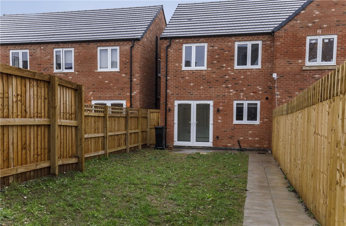 3 bedroom house, David Longhurst Way, York YO30 - Available