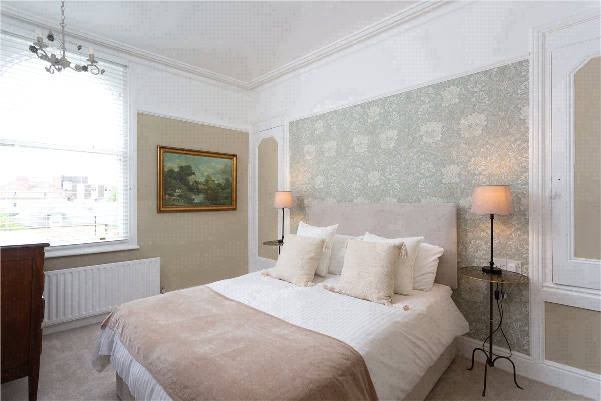 6 bedroom house, The Mount, York YO24 - Available