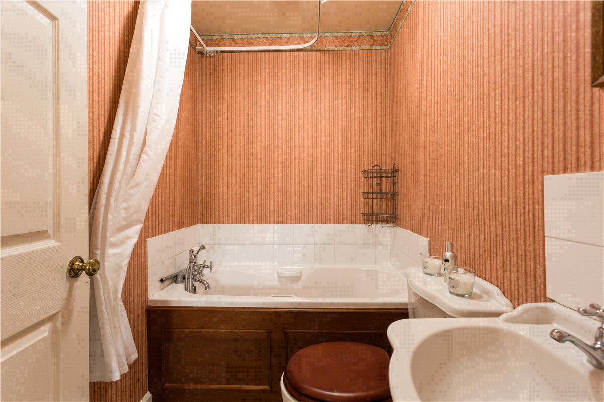 4 bedroom house, Cornborough Road, Sheriff Hutton YO60 - Available