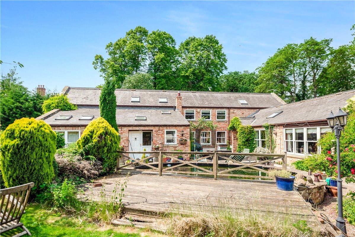 5 bedroom house, School Road, Hemingbrough YO8 - Available