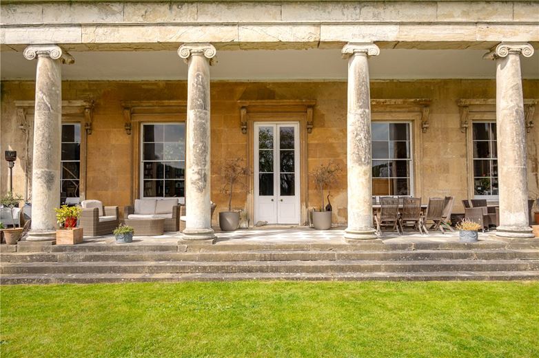 6 bedroom house, Grimston Park, Grimston LS24 - Available