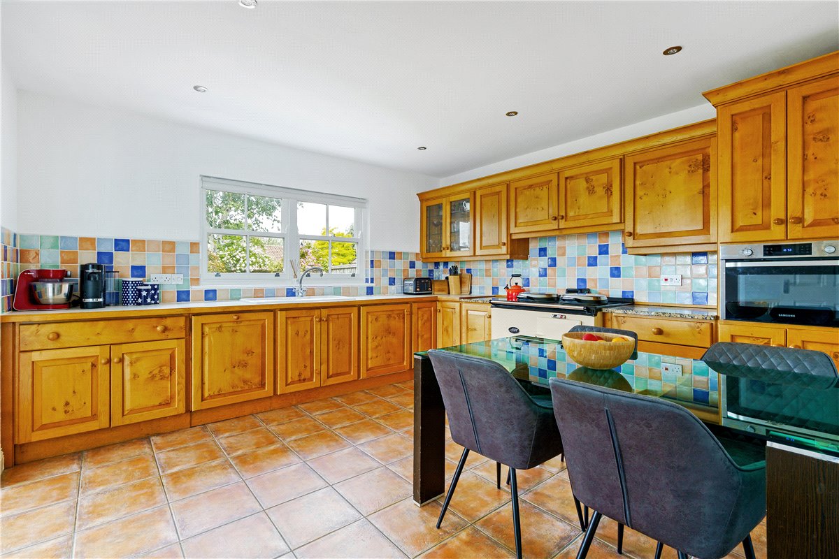 5 bedroom house, Black Dykes Lane, Upper Poppleton YO26 - Available