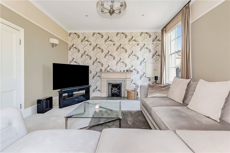 6 bedroom house, Main Street, North Duffield YO8 - Sold STC