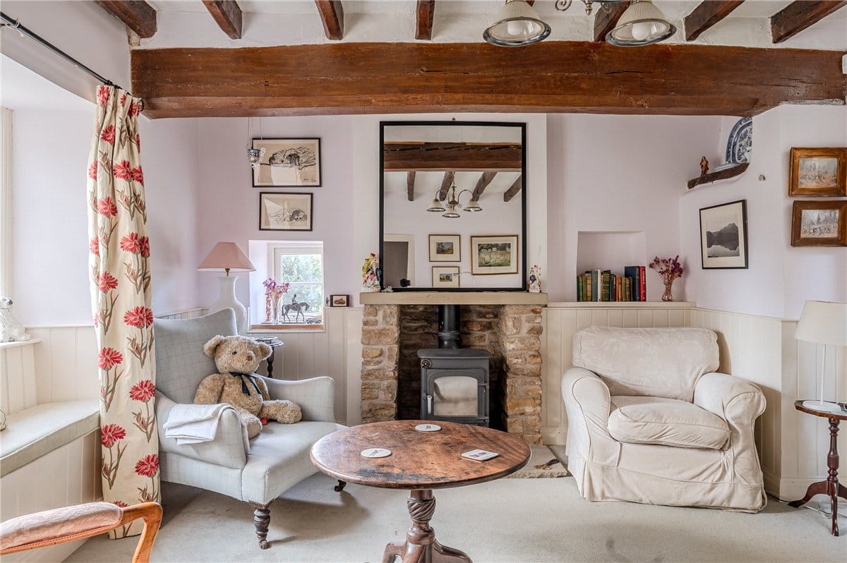 4 bedroom cottage, Terrington, York YO60 - Available