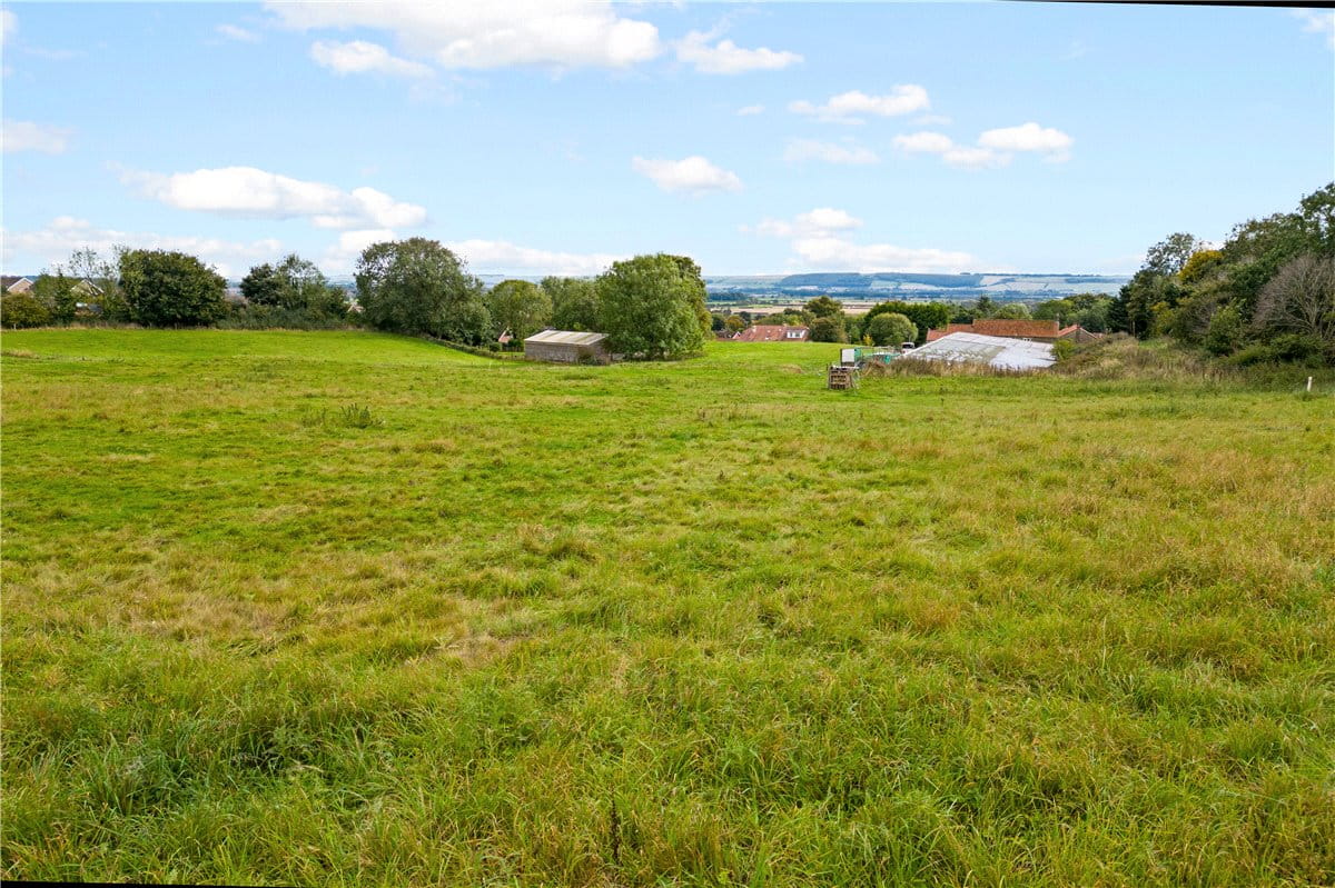 5 bedroom house, Moor Lane, East Ayton YO13 - Sold STC