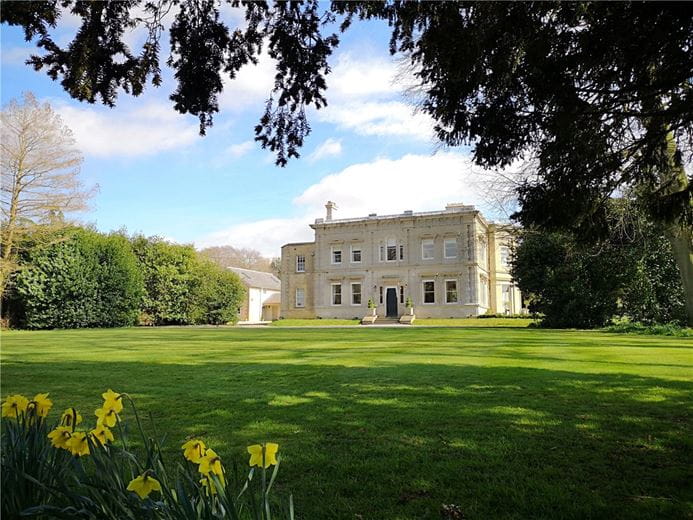 9 bedroom house, Cleatham, Gainsborough DN21 - Available