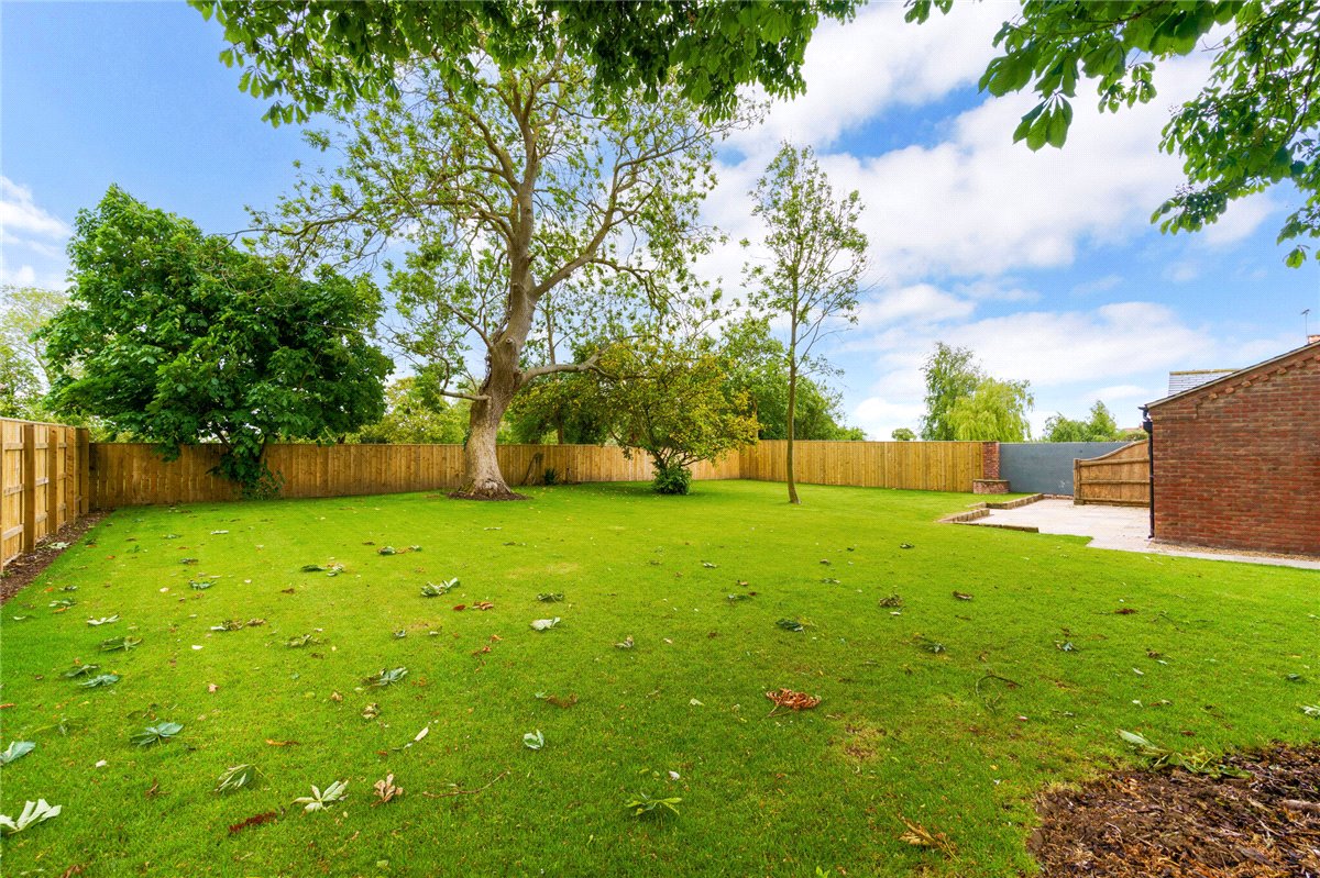 4 bedroom , The Stables, North Dalton YO25 - Available