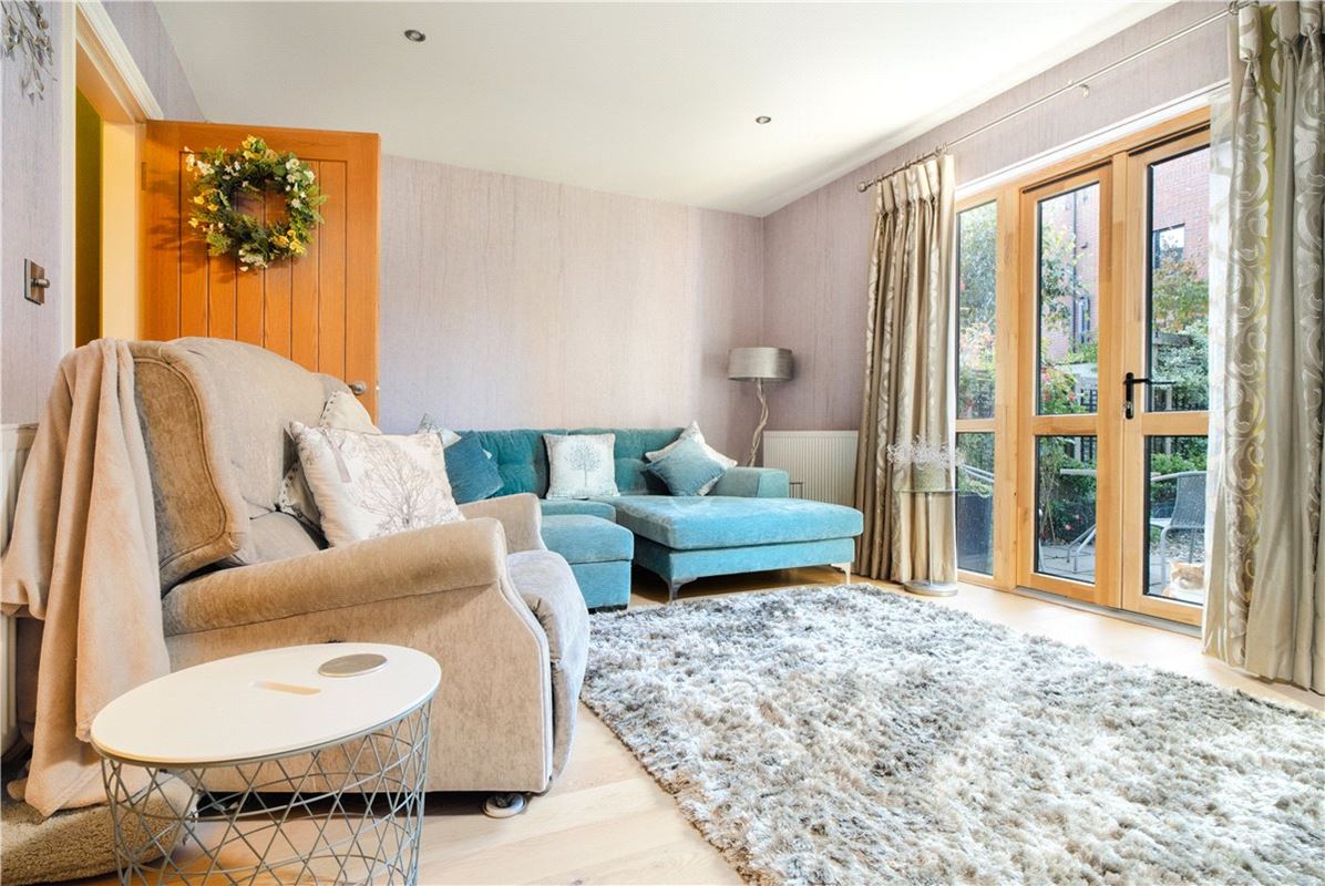 4 bedroom house, Orchard Court, York YO31 - Sold