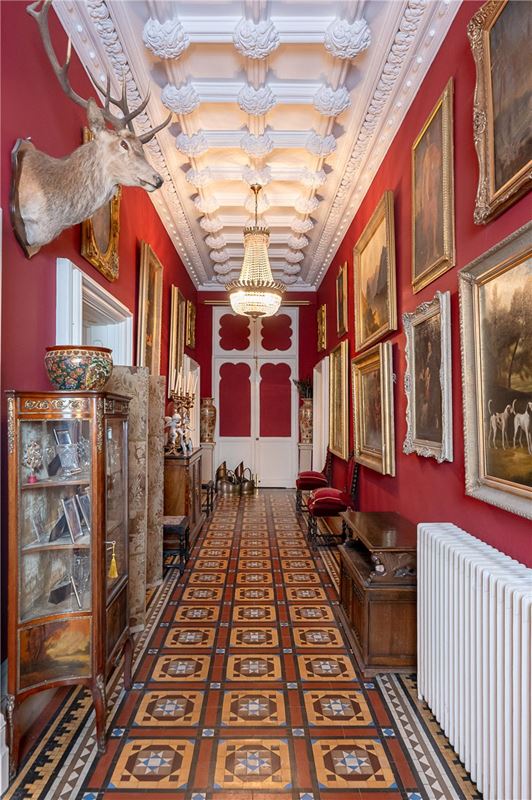 8 bedroom house, Northorpe Hall, Northorpe DN21 - Available