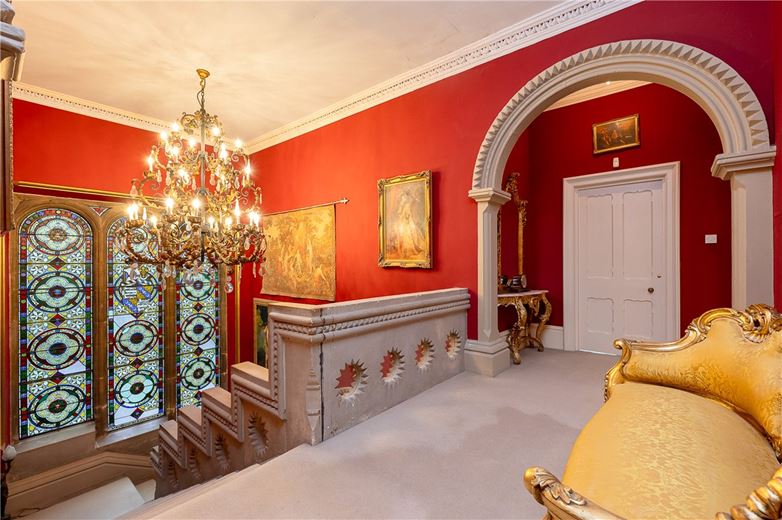 8 bedroom house, Northorpe Hall, Northorpe DN21 - Available