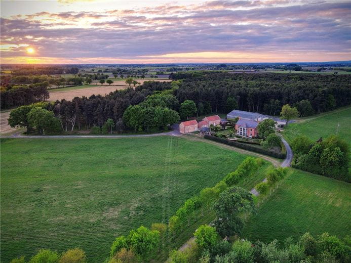 5 bedroom house, Selby Road, Holme-on-Spalding-Moor YO43 - Sold