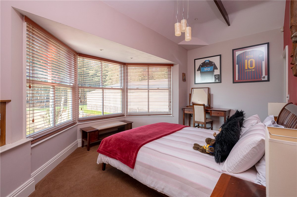 5 bedroom house, Selby Road, Holme-on-Spalding-Moor YO43 - Sold