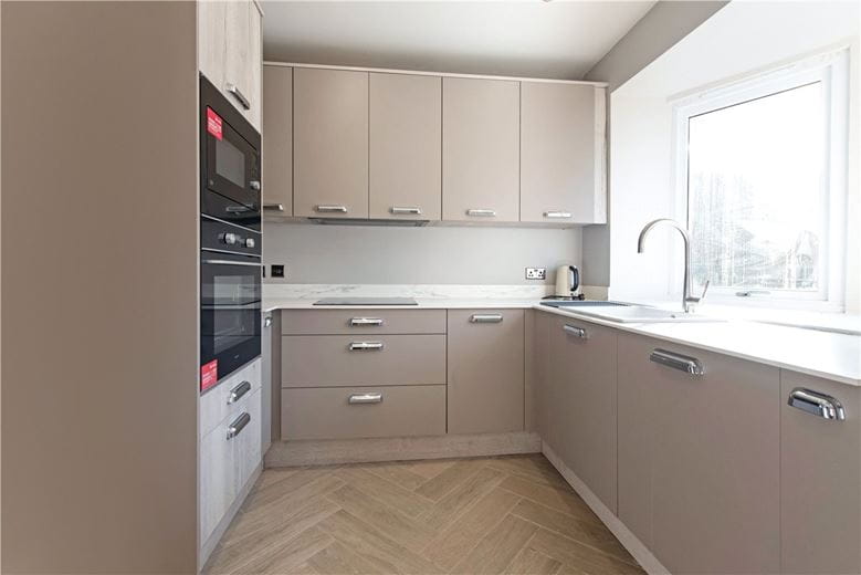 18 bedroom flat, Crewe Street, Seahouses NE68 - Available