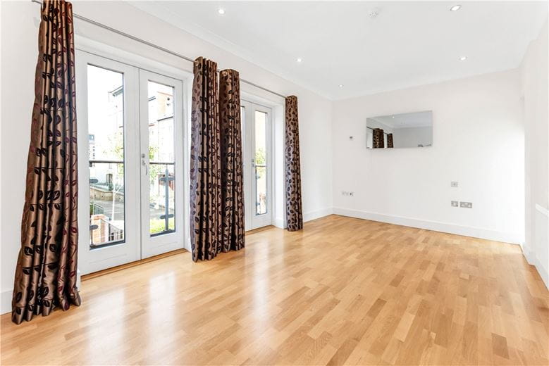 5 bedroom house, Kings Pool Walk, York YO1 - Available