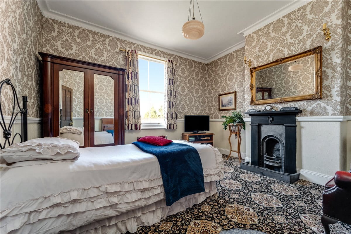 7 bedroom house, Huntington Road, York YO31 - Available