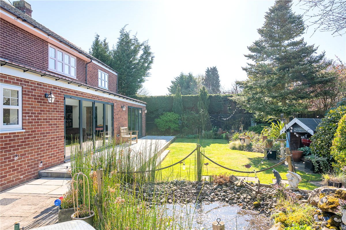 5 bedroom house, Southlands Close, Escrick YO19 - Sold