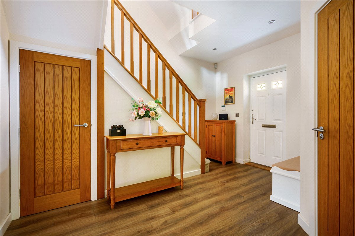 6 bedroom house, Beckside Close, North Cave HU15 - Sold