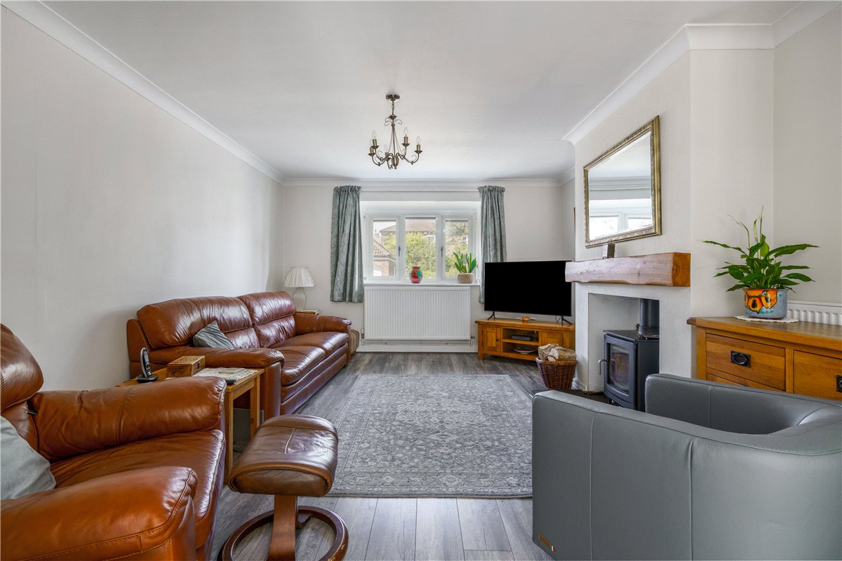 3 bedroom house, St. Nicholas Close, North Newbald YO43 - Available